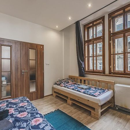 Carolina'S Central Apartment Hradec Kralove Exterior photo
